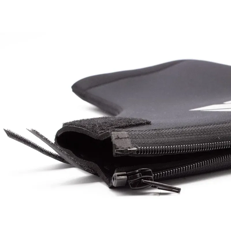 Madison M-Part Thermal Handlebar Mitts in Black-2